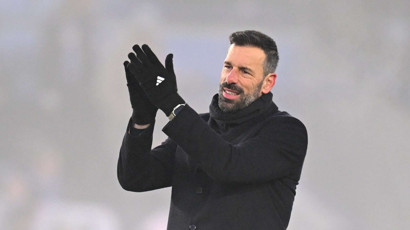 Leicester City eyeing 39-year-old manager to replace Ruud Van Nistelrooy