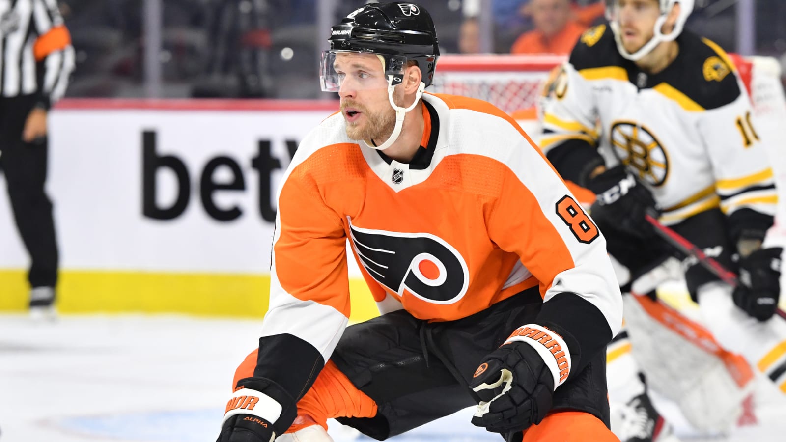 Utah recalls veteran defenseman Kevin Connauton