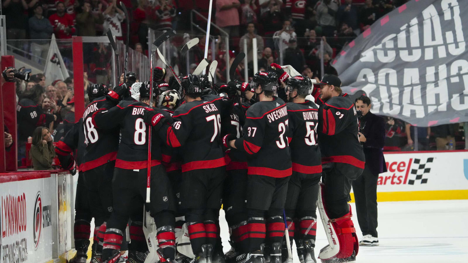 The Carolina Hurricanes Cruise to a Stadium Series Win