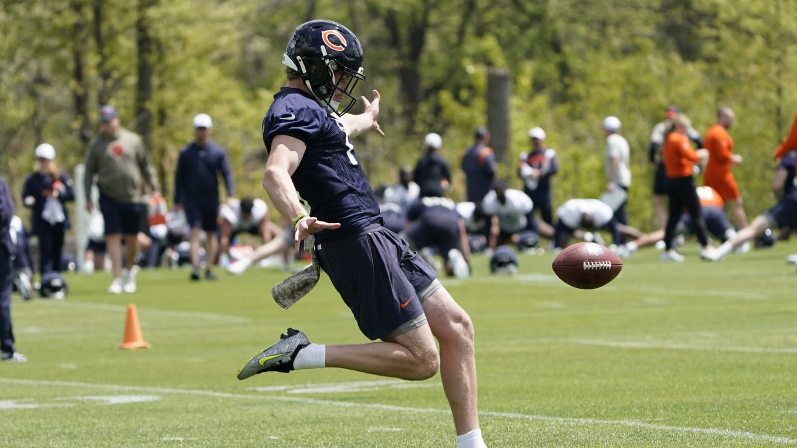 New Chicago Bears punter surprised he wasn't picked sooner in 2024 NFL Draft