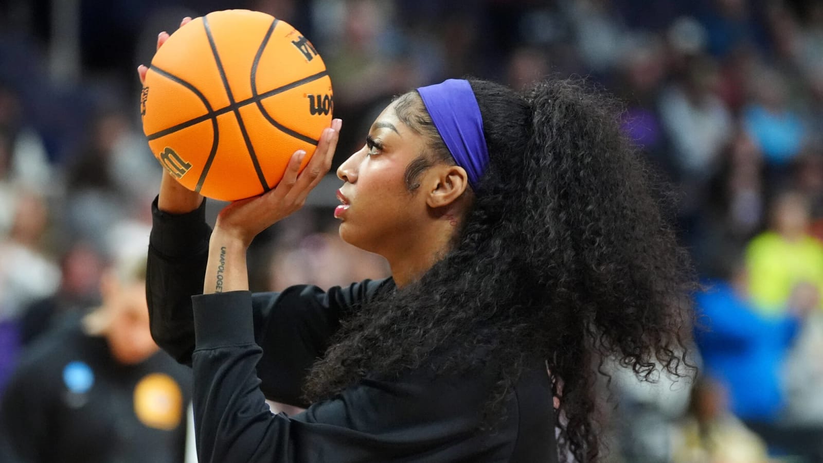 NCAAW/WNBA: Angel Reese – A Perspective