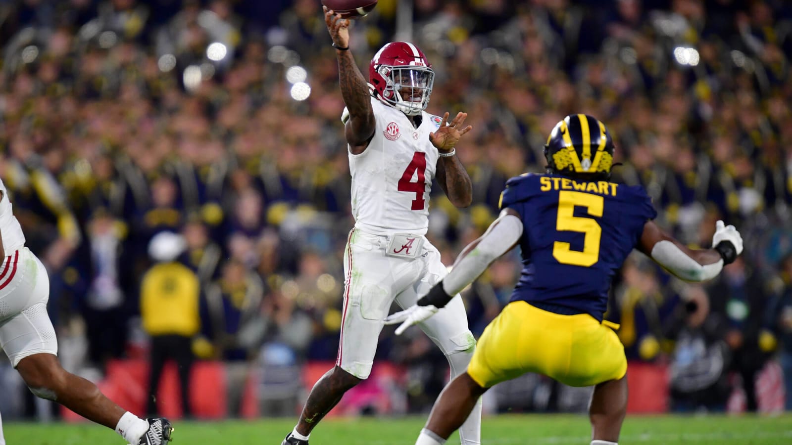 Jalen Milroe reveals why he’s staying at Alabama: 'It is about staying here and building.'