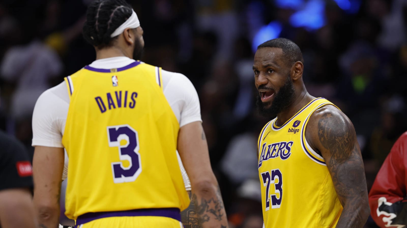 Anthony Davis, LeBron James decide to return to game before Darvin Ham asked to save Lakers against Wizards