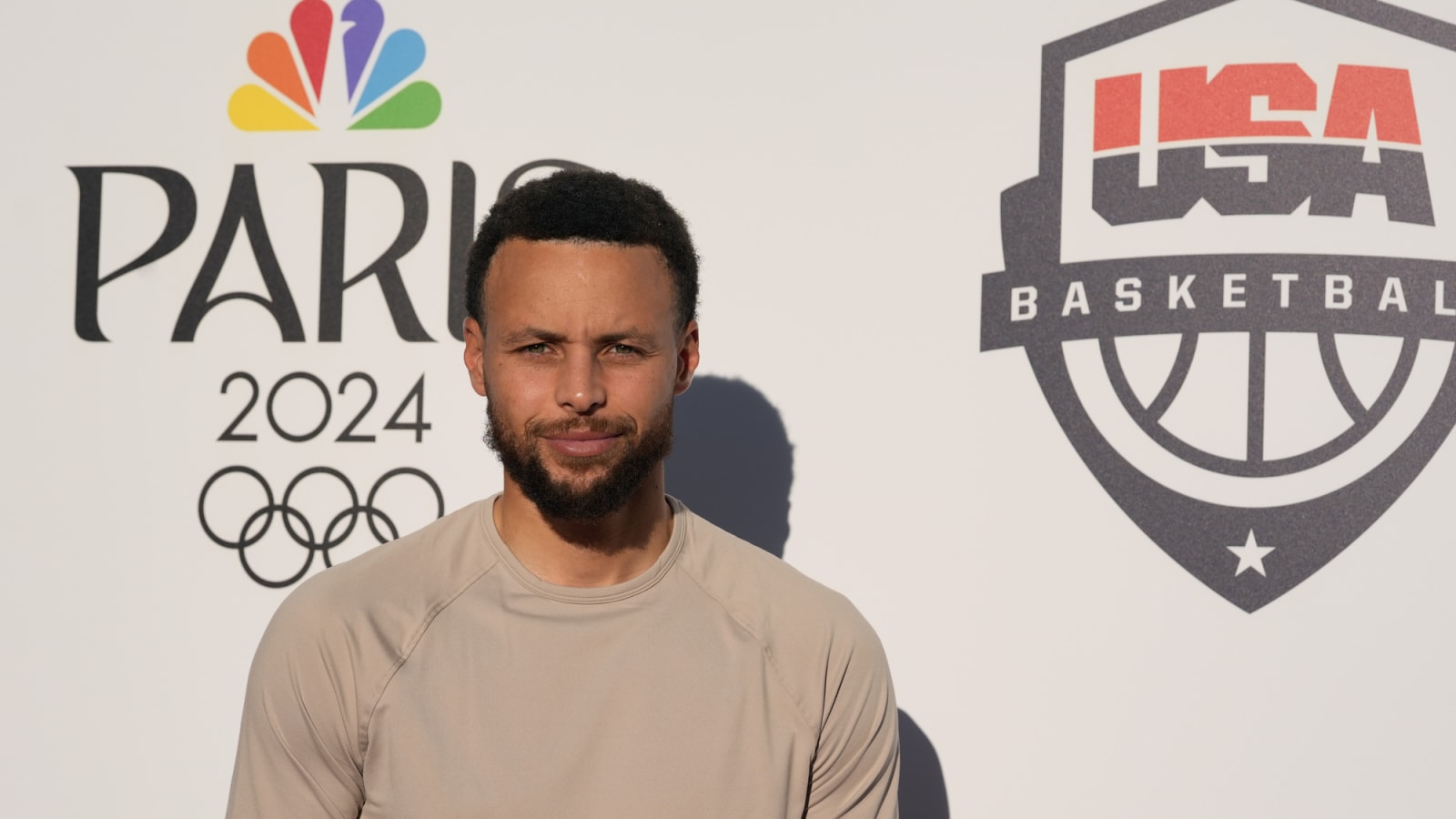Stephen Curry Picks Drake Over Kendrick Lamar In Their Rap Beef