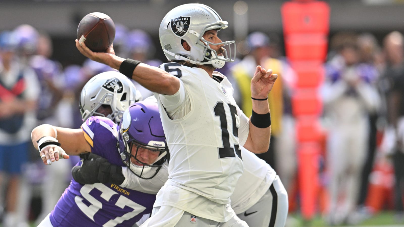 Las Vegas Raiders Quarterbacks Shine