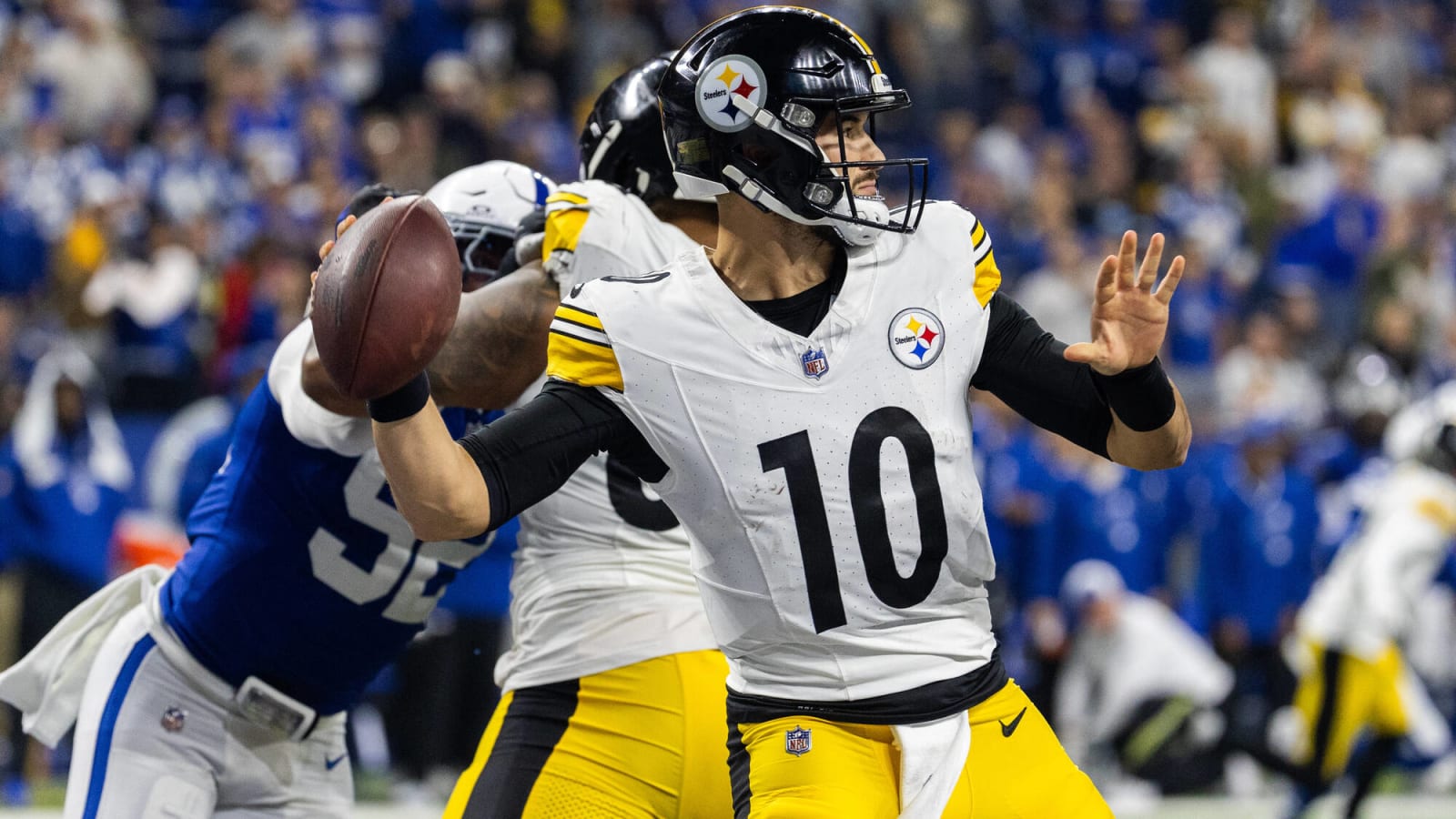 Steelers Allow 30 Unanswered Points in Playoff-Crushing Loss to Colts