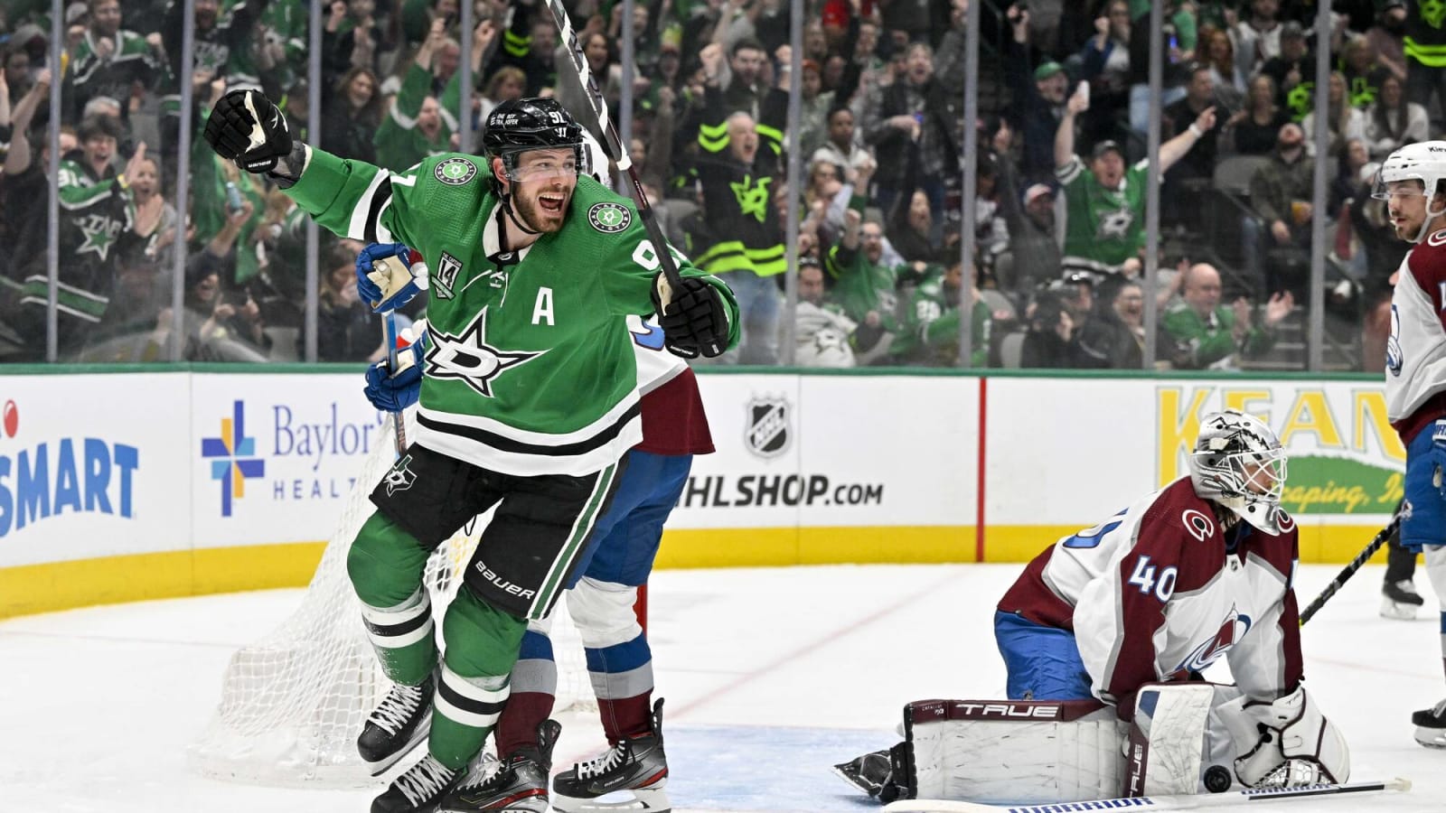 Punched in the Mouth Avalanche Hammered by Stars, Lose 73 Yardbarker