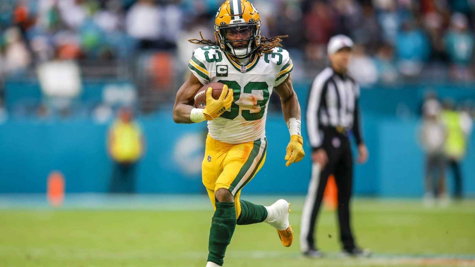 Aaron Jones hits huge milestone in second quarter vs. Vikings