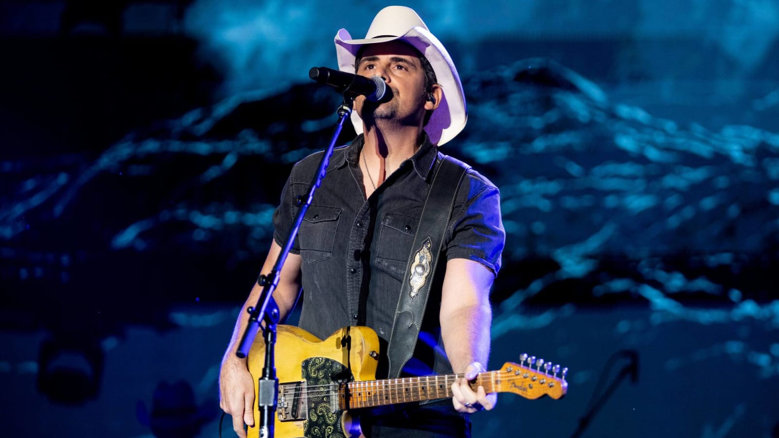 Brad Paisley Was Key Figure In Rays Trading Tyler Glasnow To Dodgers