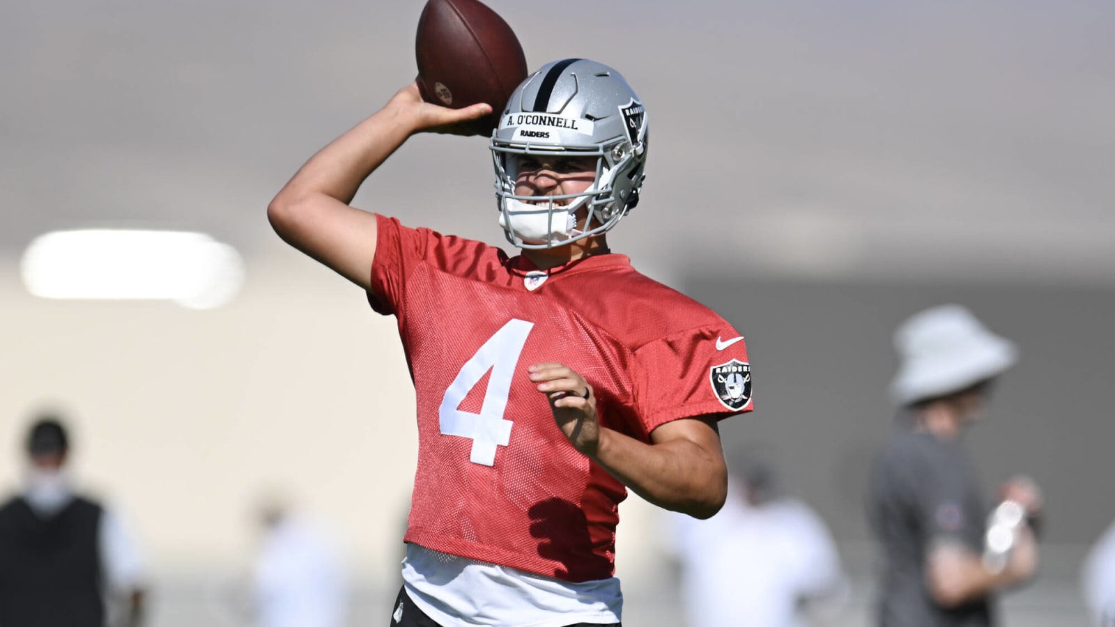 Aidan O’Connell to Climb Raiders QB Depth Chart? Plus, Charles Woodson