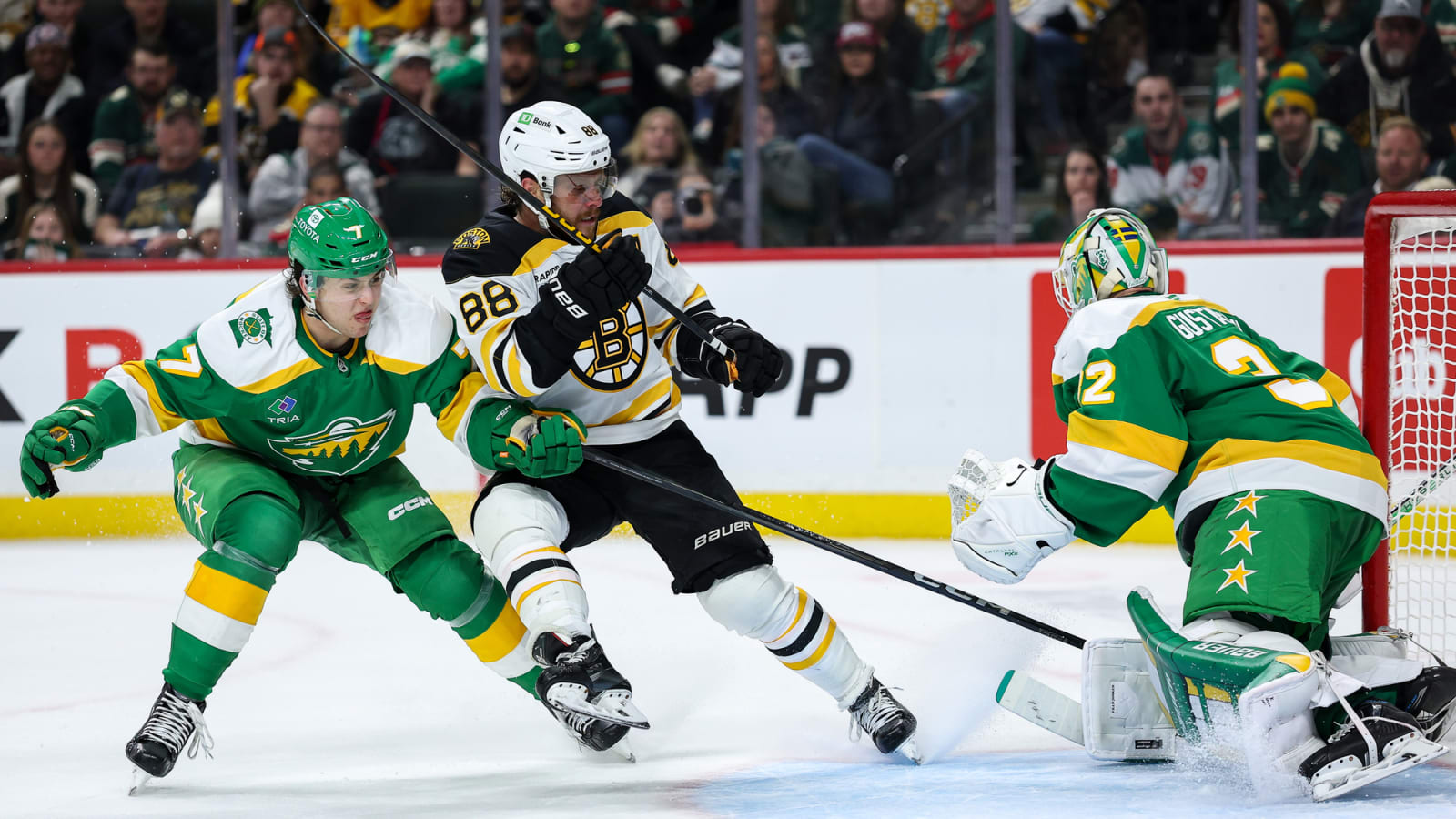 Lifeless Bruins Fall Flat In Minnesota