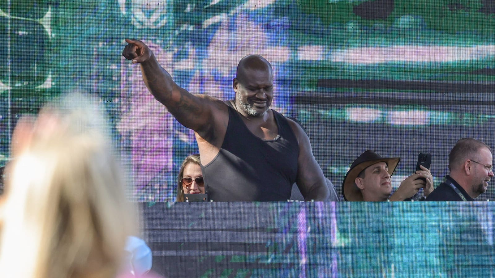 'Oh I’m sorry,' Shaquille O’Neal HILARIOUSLY pi--es off Serbian Nikola Jokic by talking in Russian
