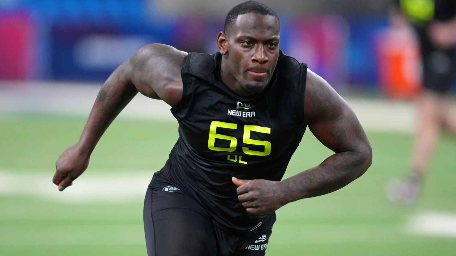 Bucs Hosting Another Edge Rusher On Top 30 Visit