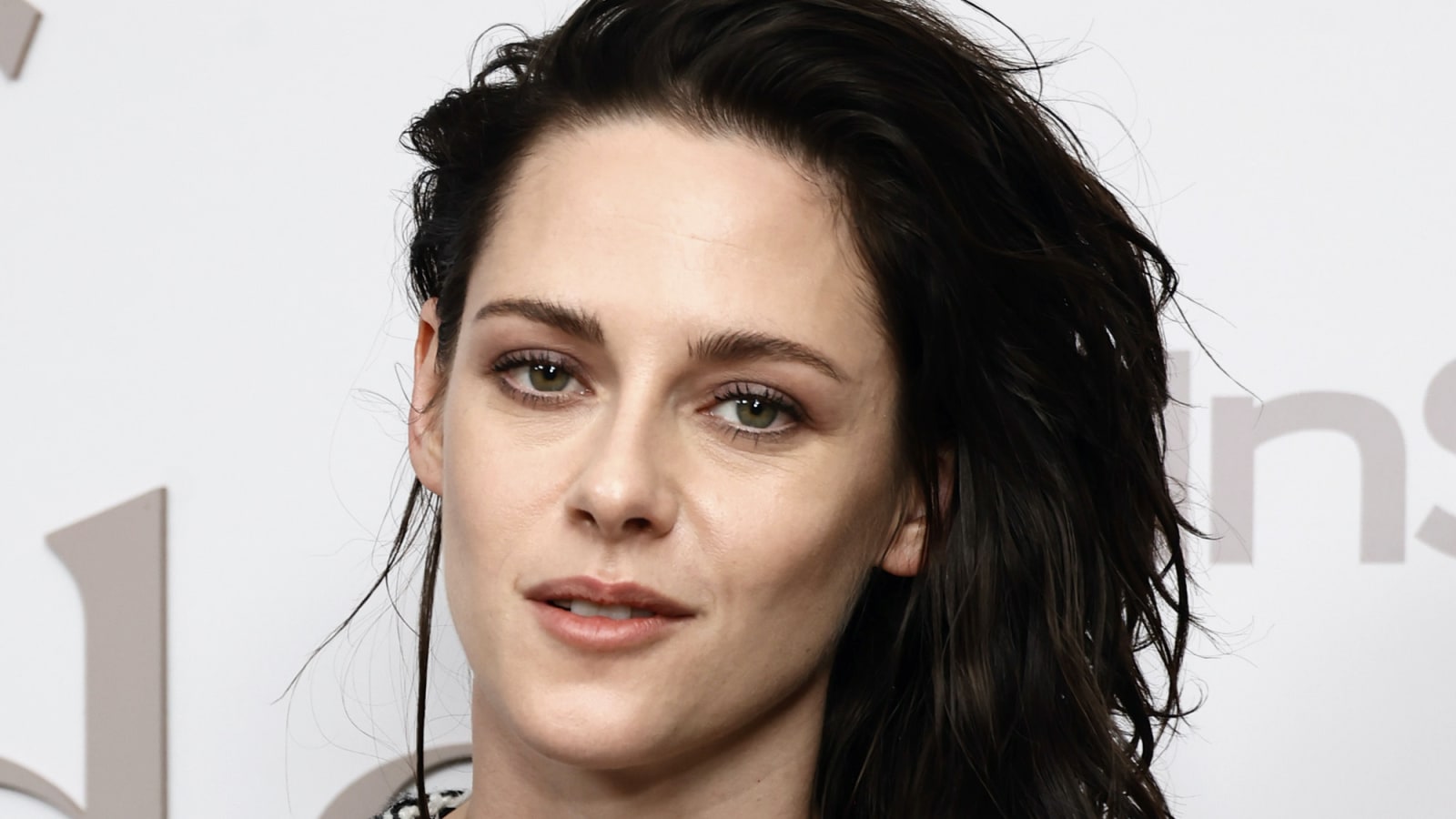 Kristen Stewart&#39;s Musical Recording Debut with Lord Huron Is Just as Artsy As You&#39;d Expect
