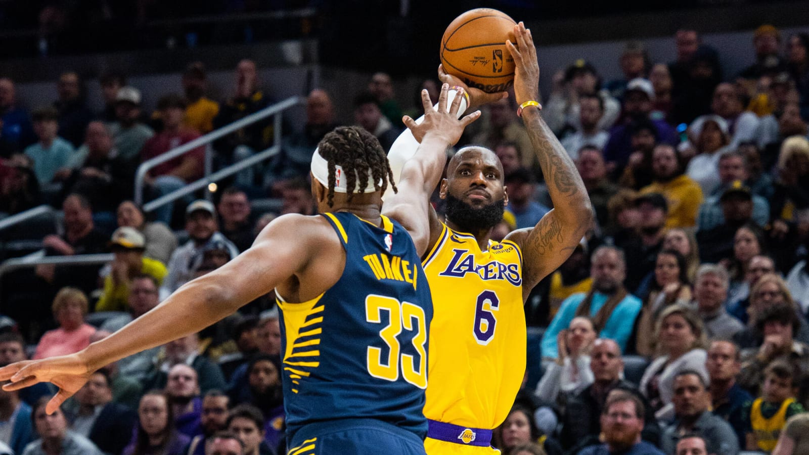 LeBron James closes in on scoring record as Lakers rally past Pacers -  Indianapolis News, Indiana Weather, Indiana Traffic, WISH-TV