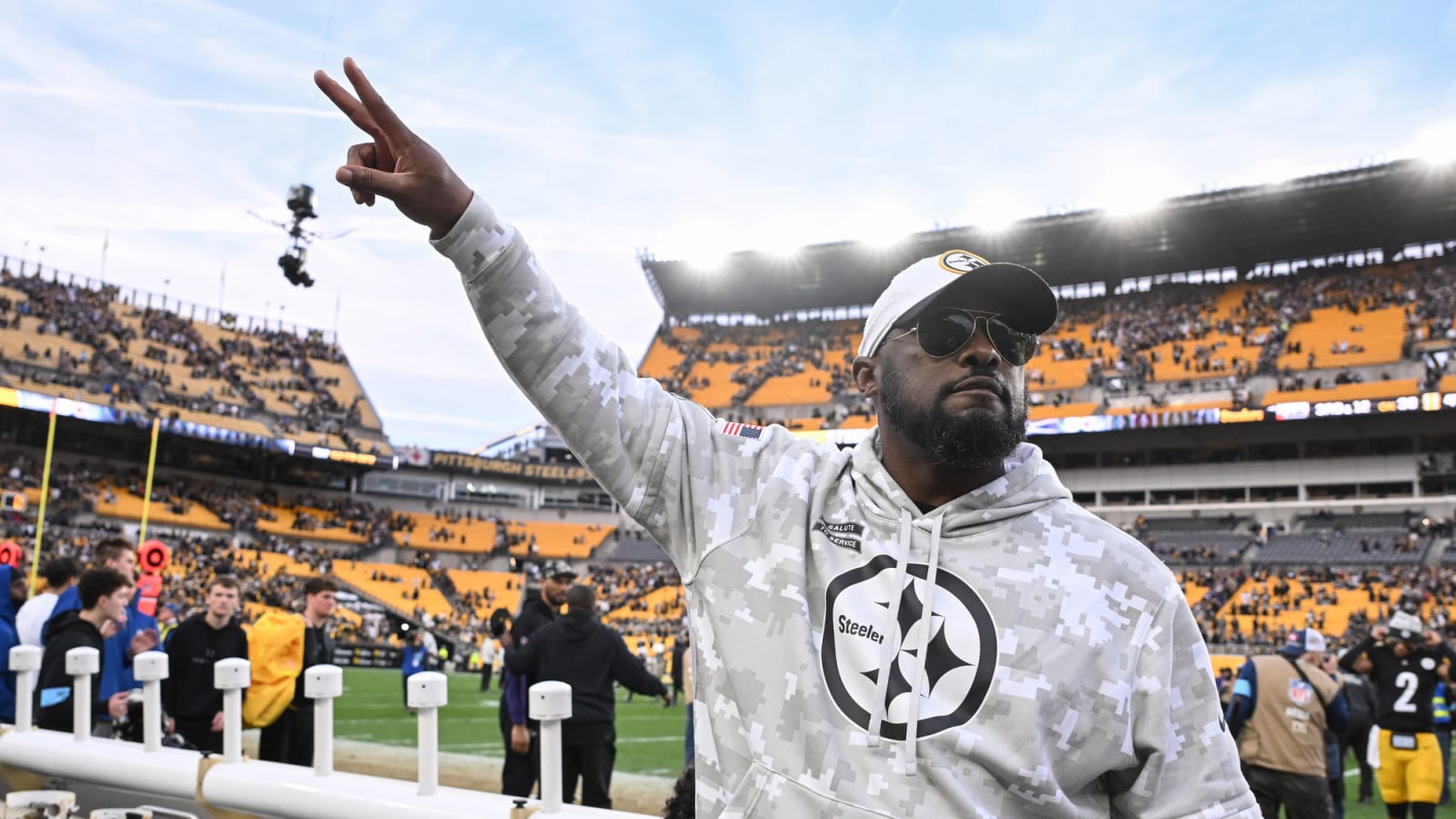 Steelers&#39; Mike Tomlin Makes Controversial Statement Defending Broderick Jones After Week 11 Struggles Against Baltimore