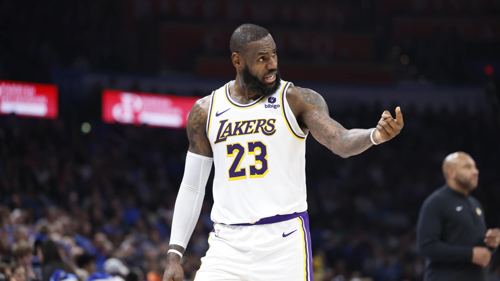 LeBron on Lakers’ Christmas Day game: Only thing I care about is daughter opening her gifts