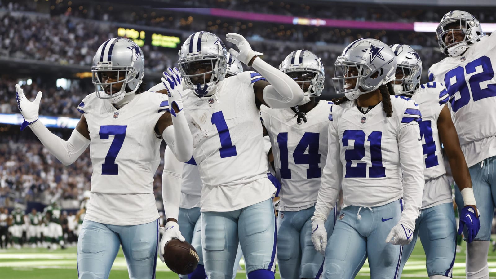 Cowboys' defense a fantasy football powerhouse after Week 2