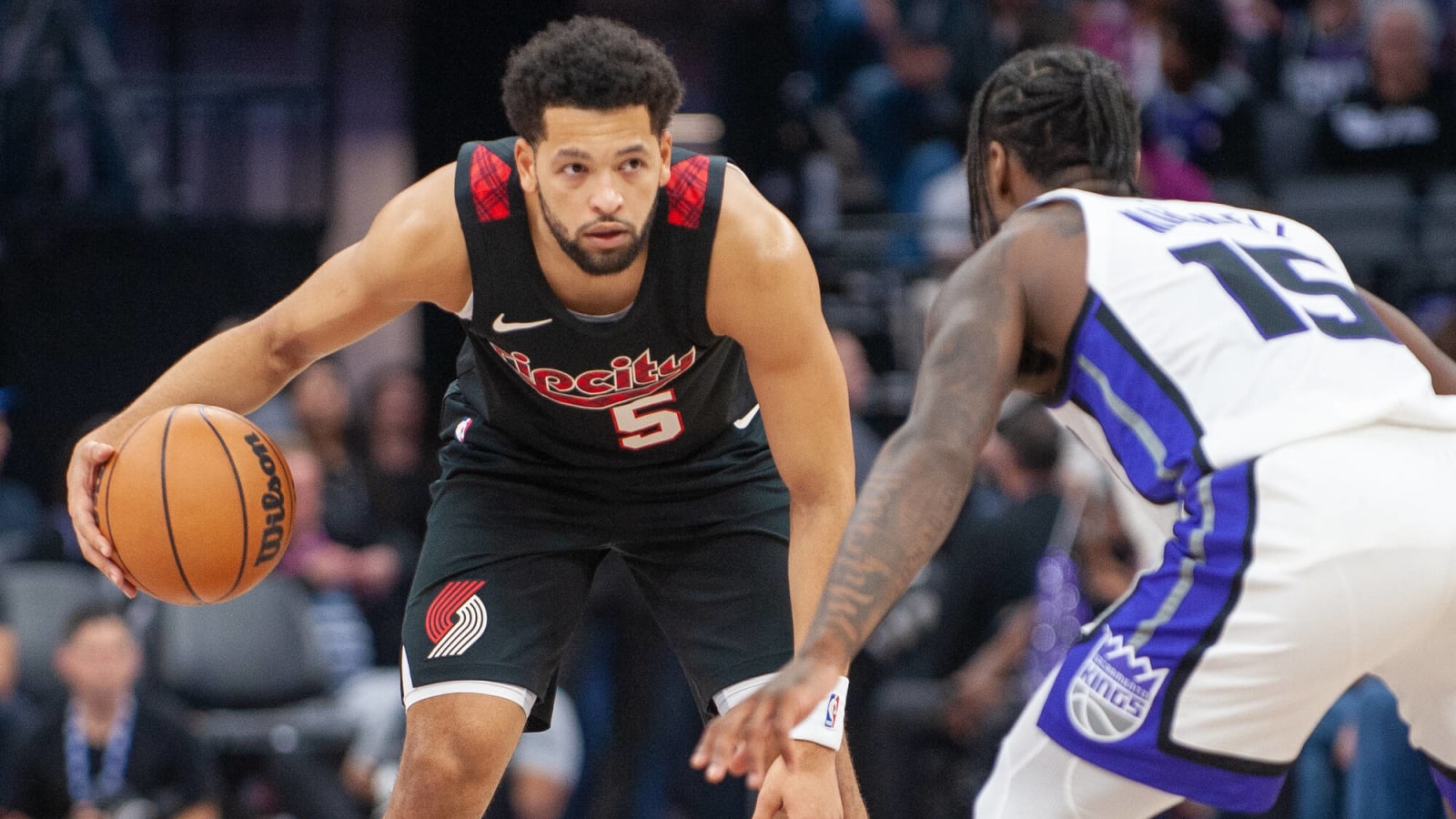 Lakers signing Skylar Mays to two-way deal