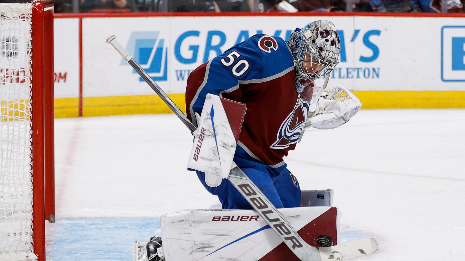 Avalanche extend win streak to four games