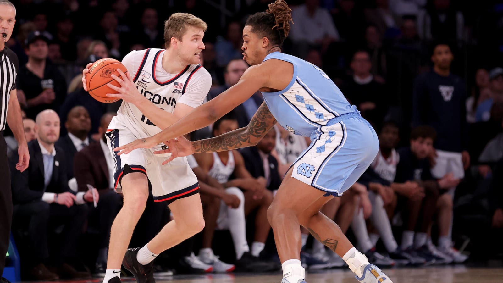 NCAAB futures: Can Huskies repeat as champions?