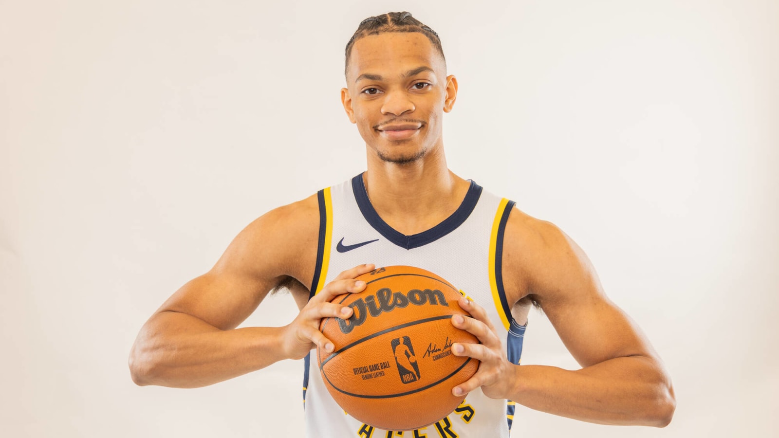 Pacers guard Isaiah Wong developing his point guard skills in the G League