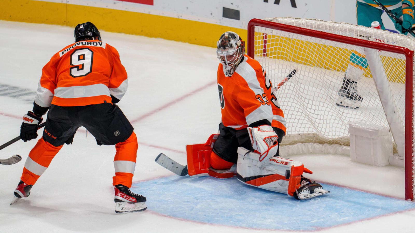 Flyers’ Ersson makes a third consecutive start in Anaheim