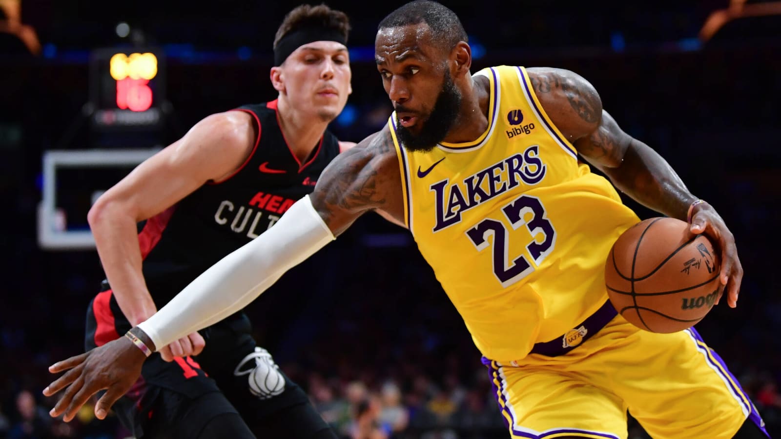 Lakers Highlights: Despite Tweaked Starting Lineup, LA Falls To Heat In Slugfest