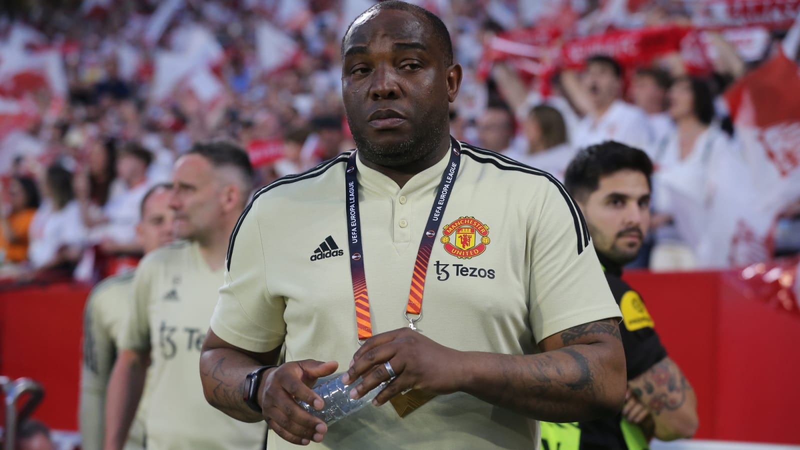 Uncertainty for three Manchester United coaches amid Rene Hake links