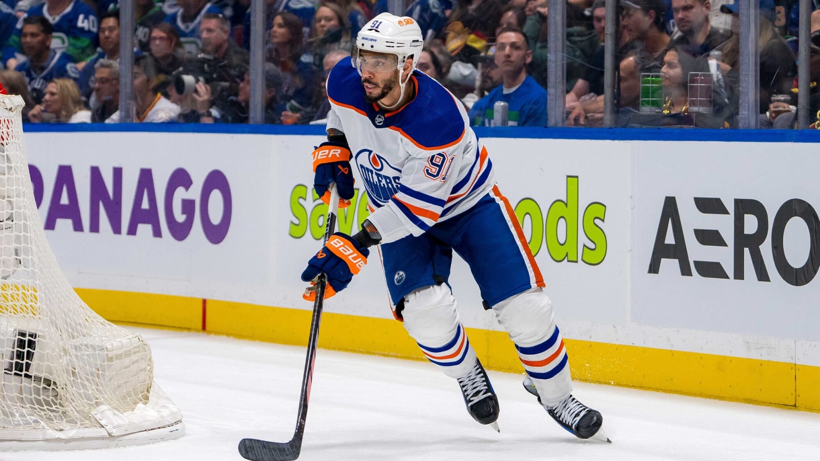 Evander Kane & his model girlfriend Mara Teigen make life-changing announcement