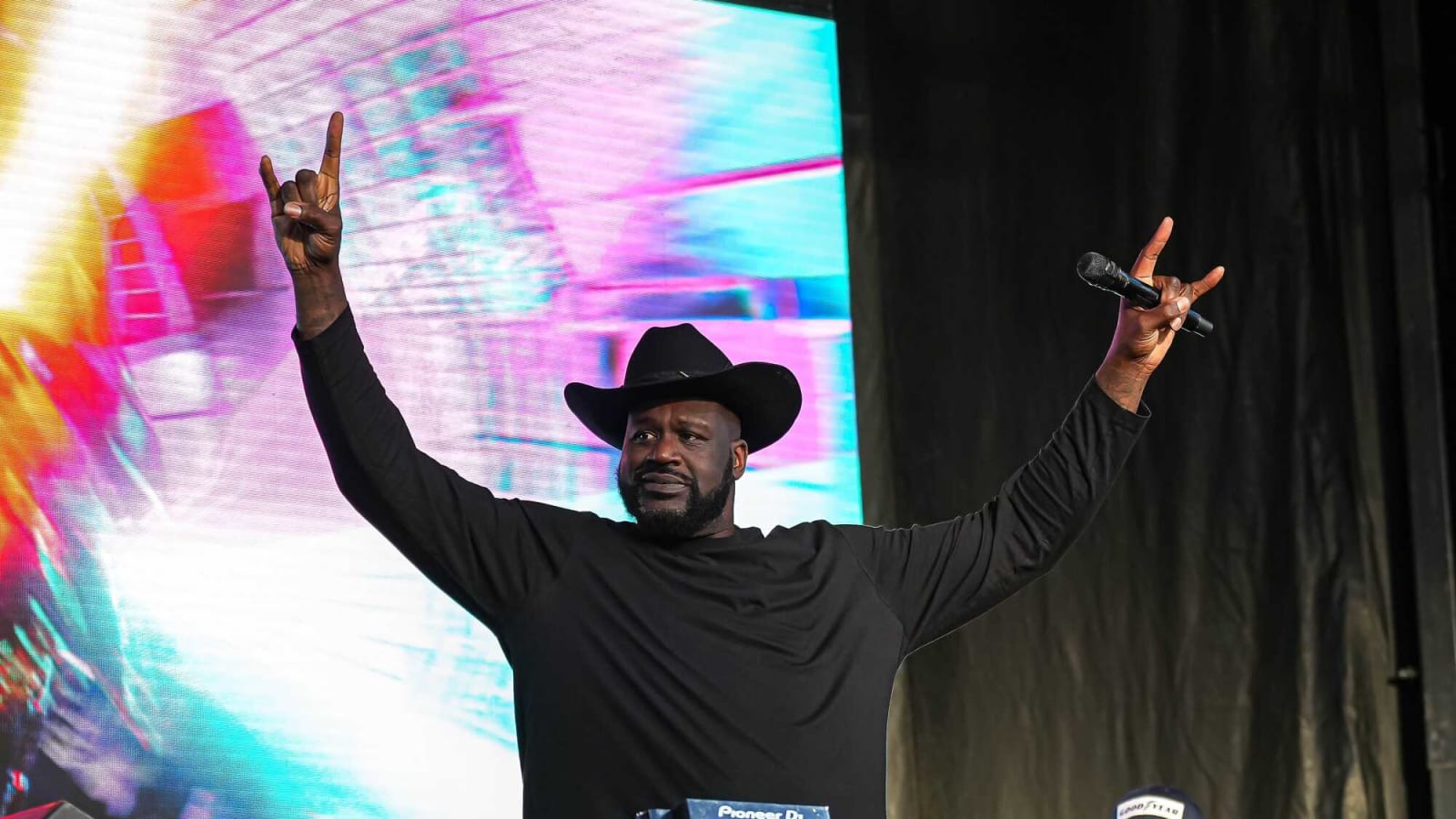 Big news emerges about Shaquille O'Neal's broadcasting future
