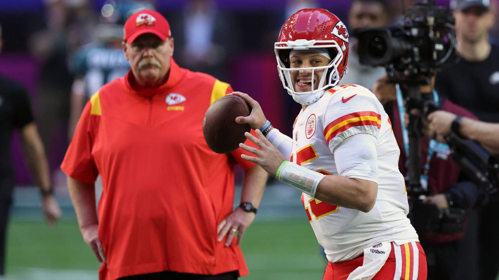 NFL futures bets: 2023 AFC West Division win totals