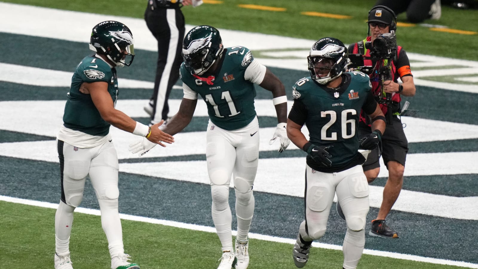 Everyone Has Same Problem With FOX&#39;s New Scorebug On Sunday