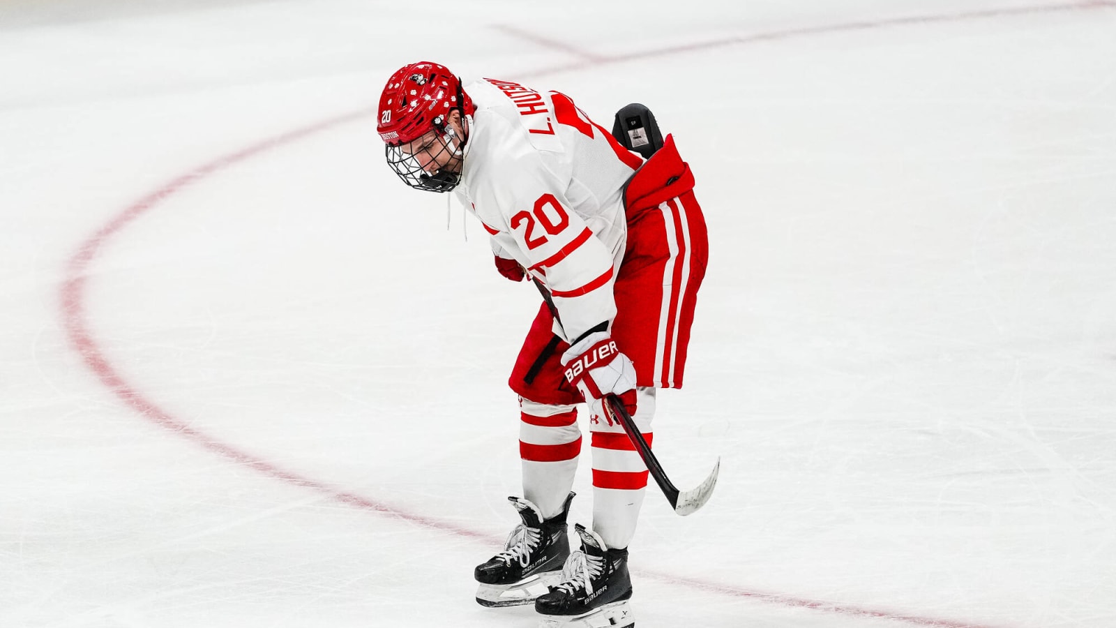 Top Canadiens Prospect Lane Hutson Can Now Sign Contract