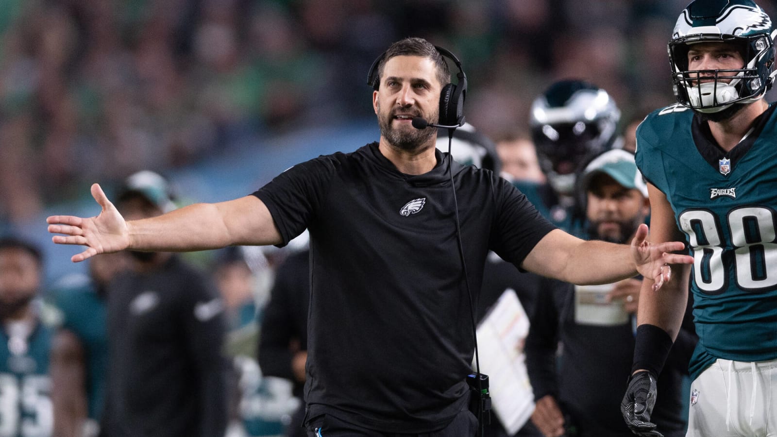 Controversial Eagles ‘tush push’ has now been rebranded as the ‘Brotherly Shove’
