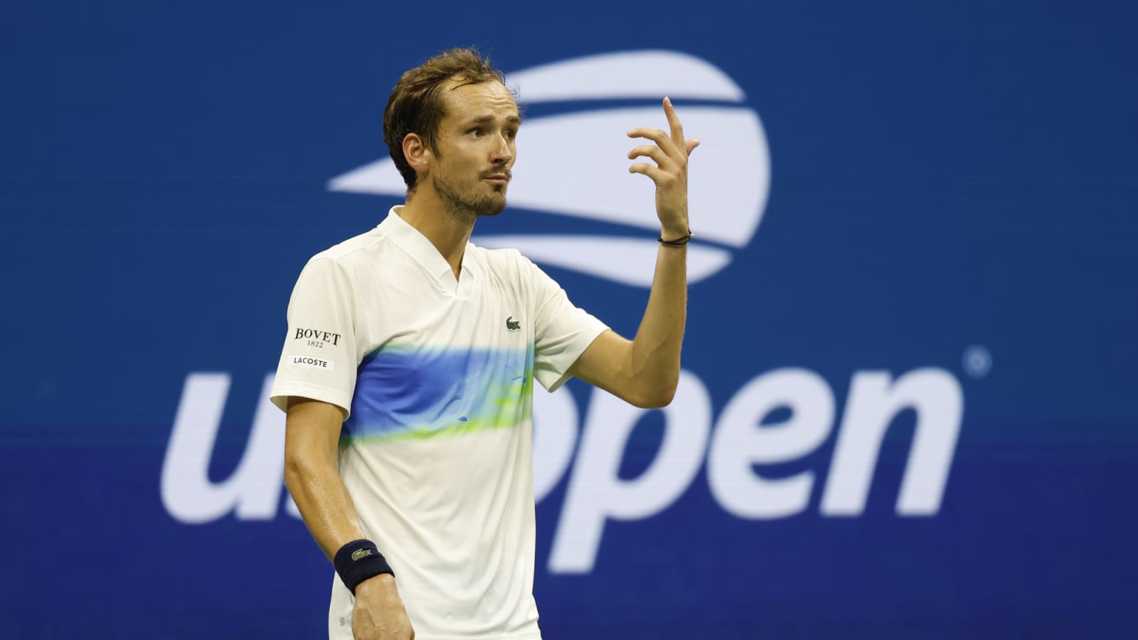 Inspired by his love for video games, the Daniil Medvedev tennis court unveils its first look in France
