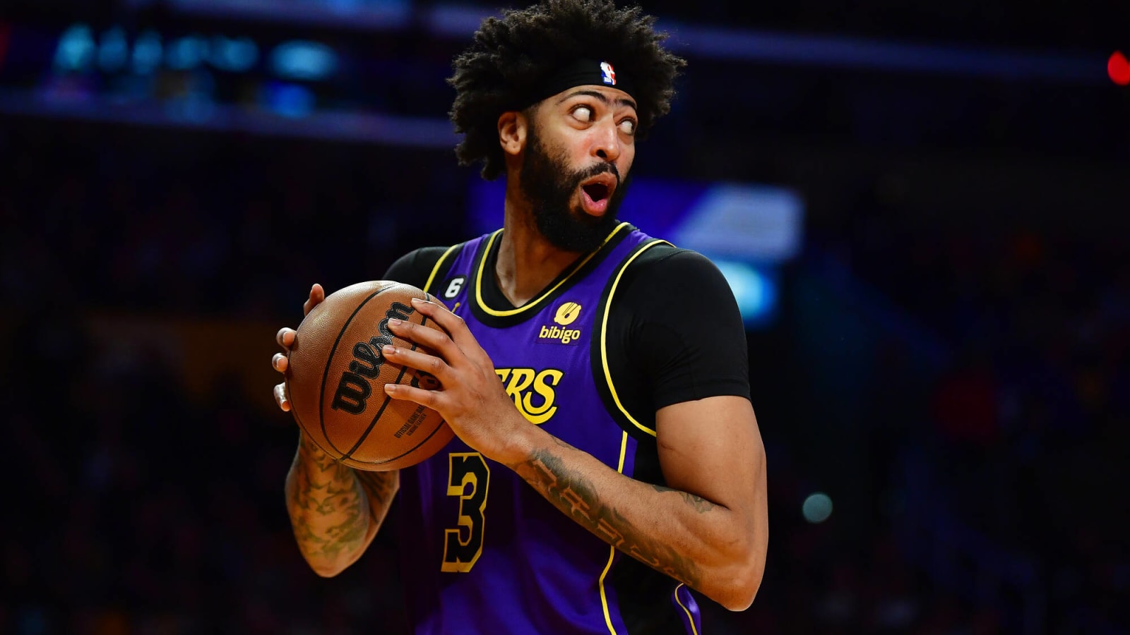 Los Angeles Lakers Reportedly &#39;Evaluating&#39; The Roster To Make One Big Decision