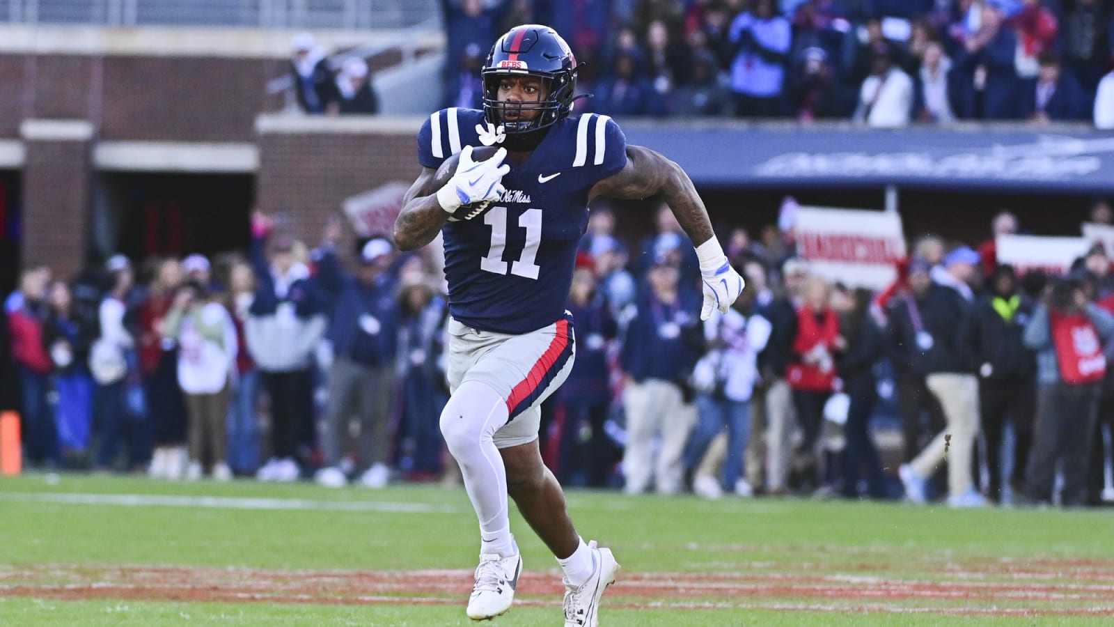 How a Nickname And Family Turned Chris Paul Jr. Into One of 2025 NFL Draft&#39;s Top Linebackers
