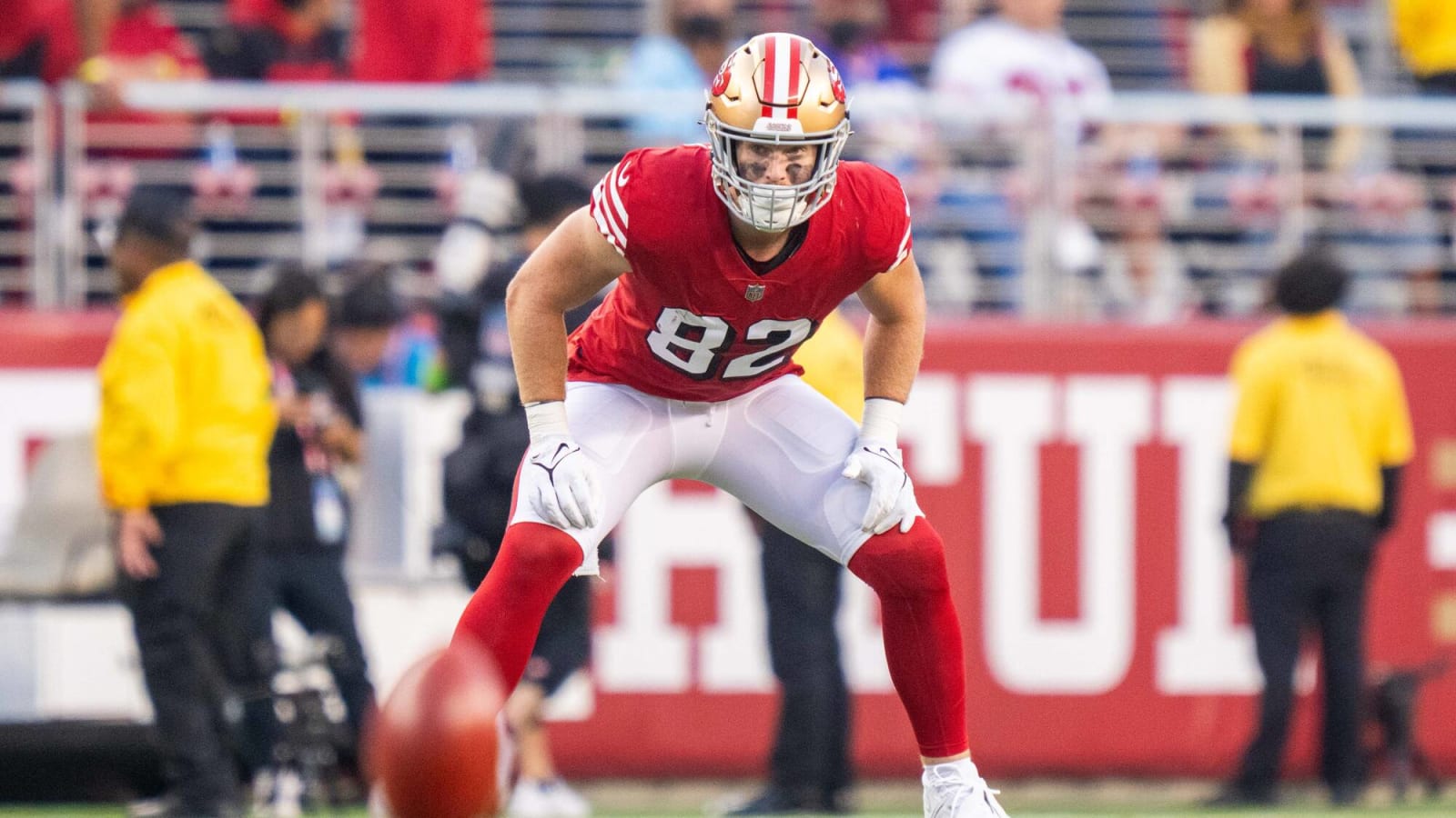 Falcons sign former 49ers TE Ross Dwelley