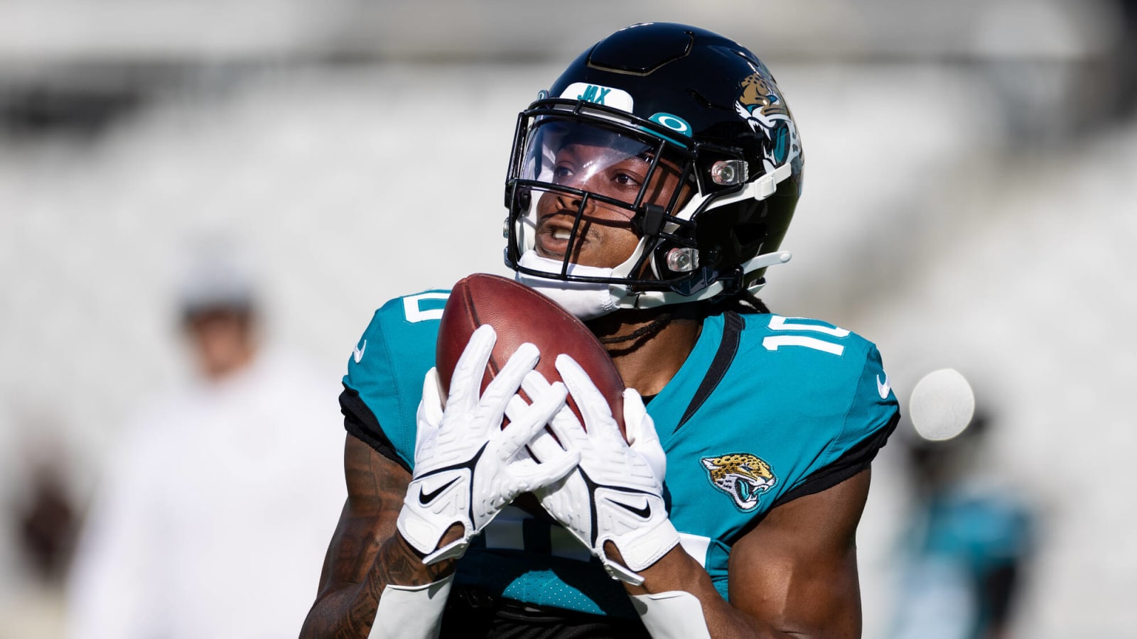 Panthers acquire WR Laviska Shenault from Jaguars