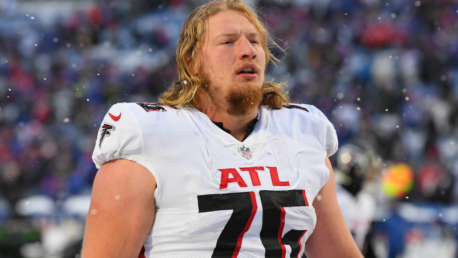 Falcons re-sign Kaleb McGary on a team-friendly deal