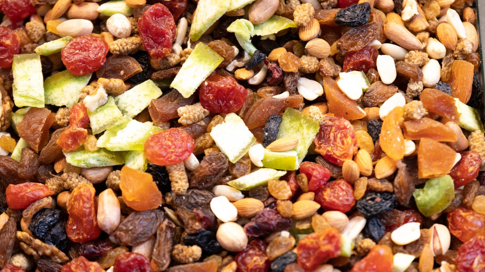 Our 20 favorite trail mix ingredients