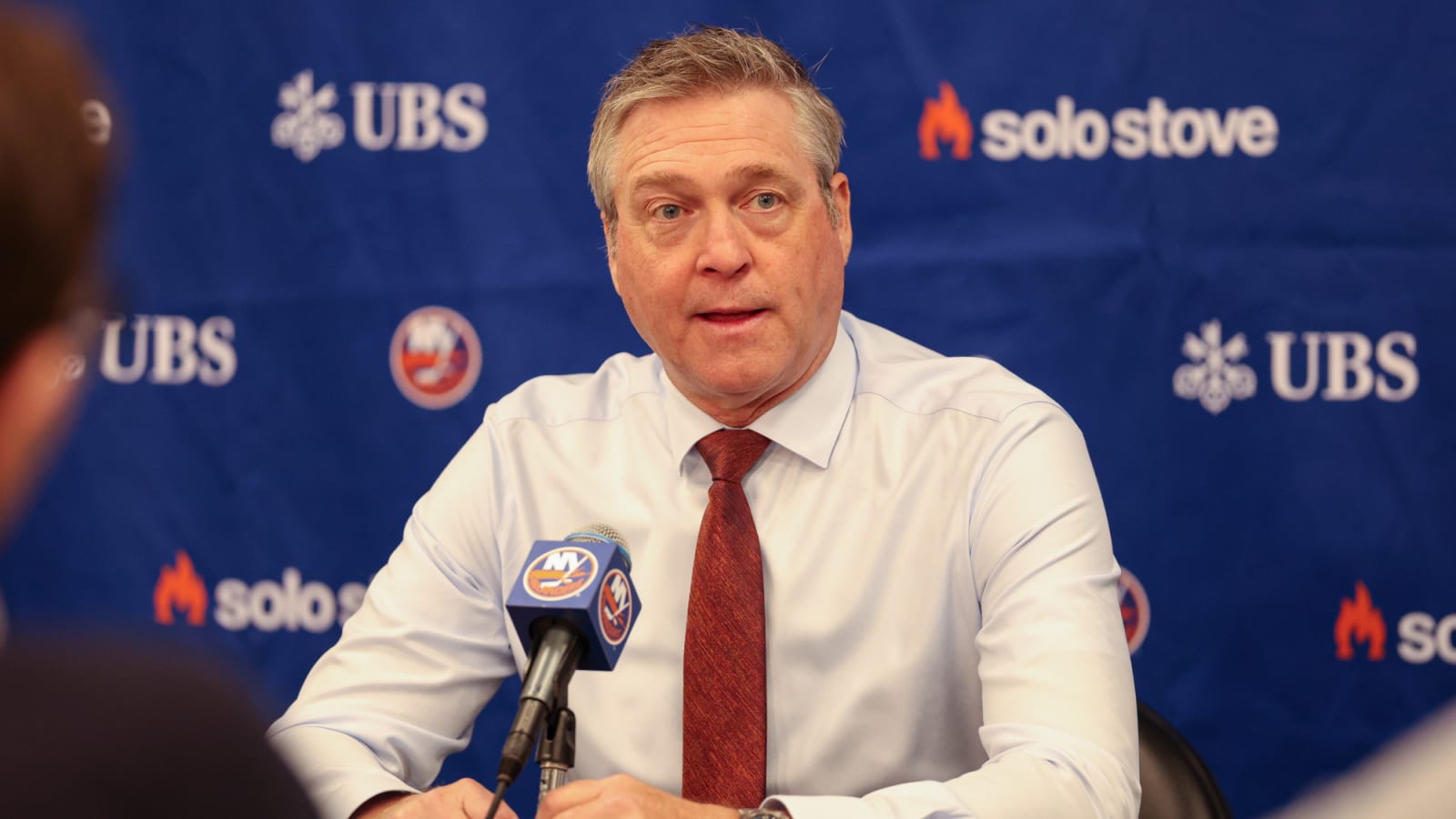 New York Head Coach Patrick Roy Reacts To Ridiculous No-Goal Against The Islanders