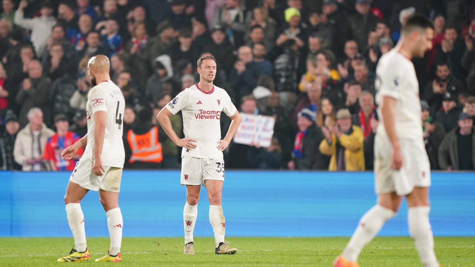 Ashley Young tears into Manchester United players after night to forget at Selhurst Park