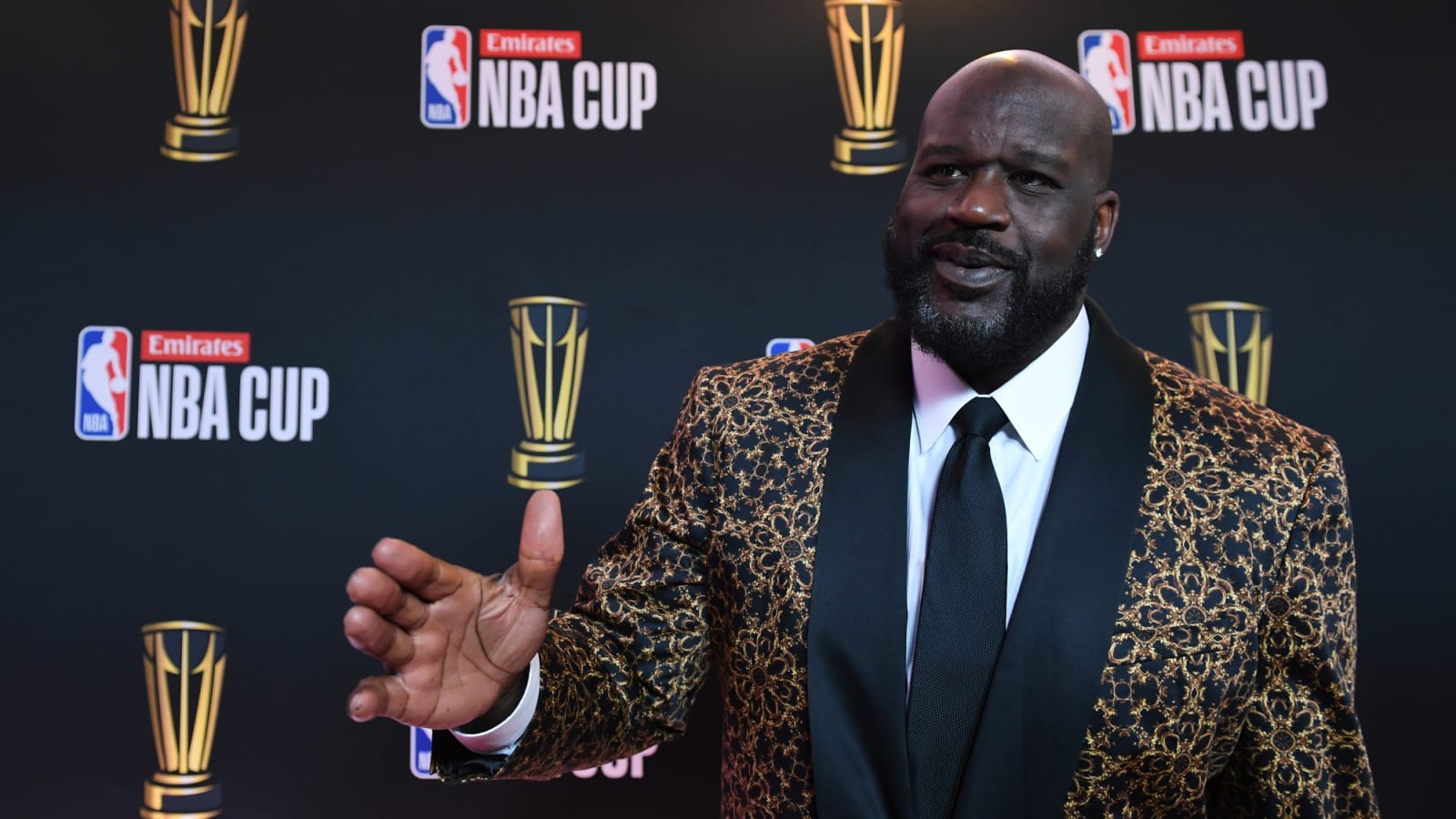Shaq makes harsh comment about referee Scott Foster amid injury