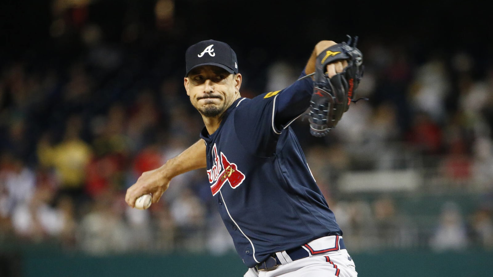  Charlie Morton exits early with injury