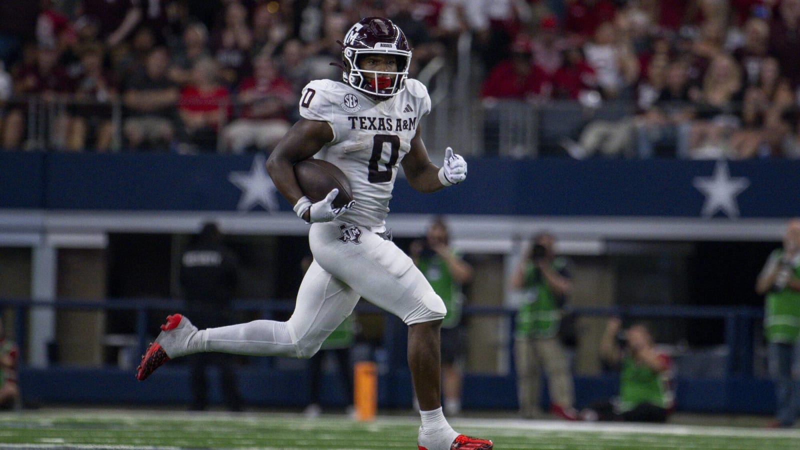  Texas A&M football Elite WR Enters Transfer Portal; Speedster Posted 1,163 Receiving Yards Across Past Two Seasons with Aggies