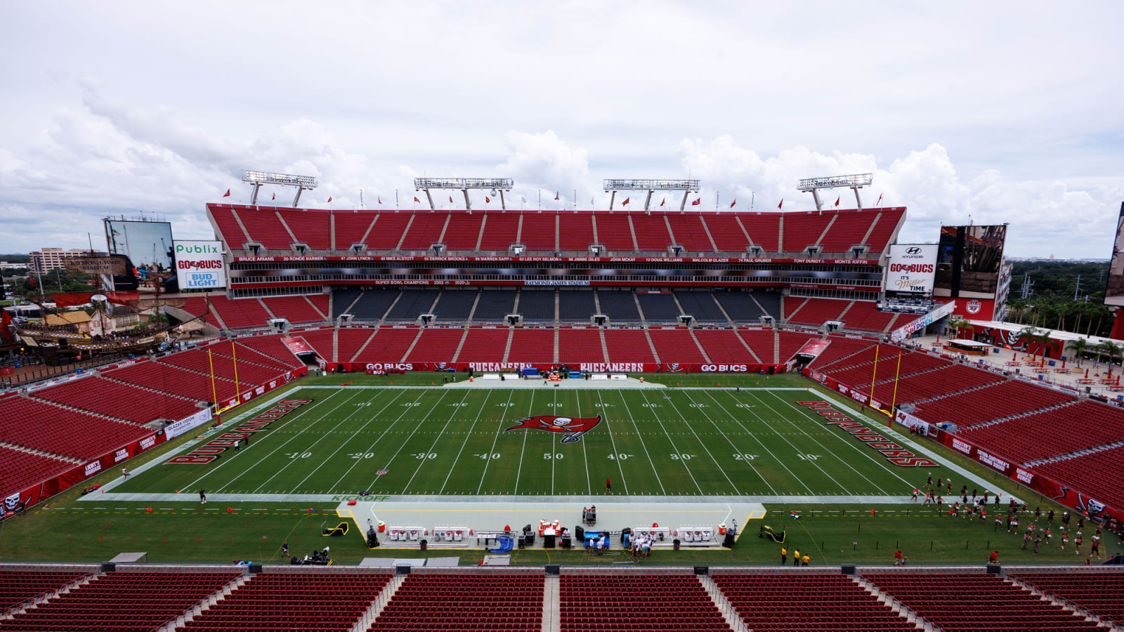 Hurricane Milton: NFL insider shares update on Tampa Bay Buccaneers facility, Raymond James Stadium