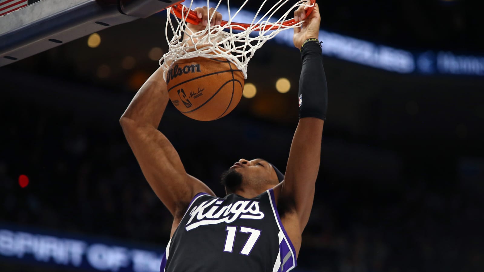 Kings make decision on two-way center Isaac Jones