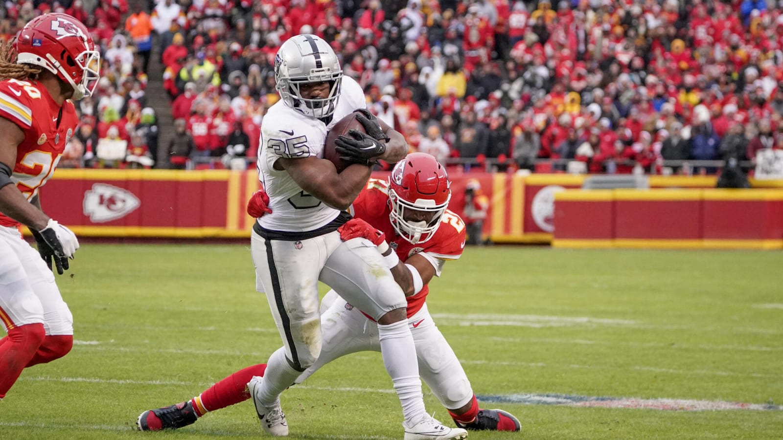 Has Raiders RB Zamir White Done Enough To Usurp Josh Jacobs As RB1?